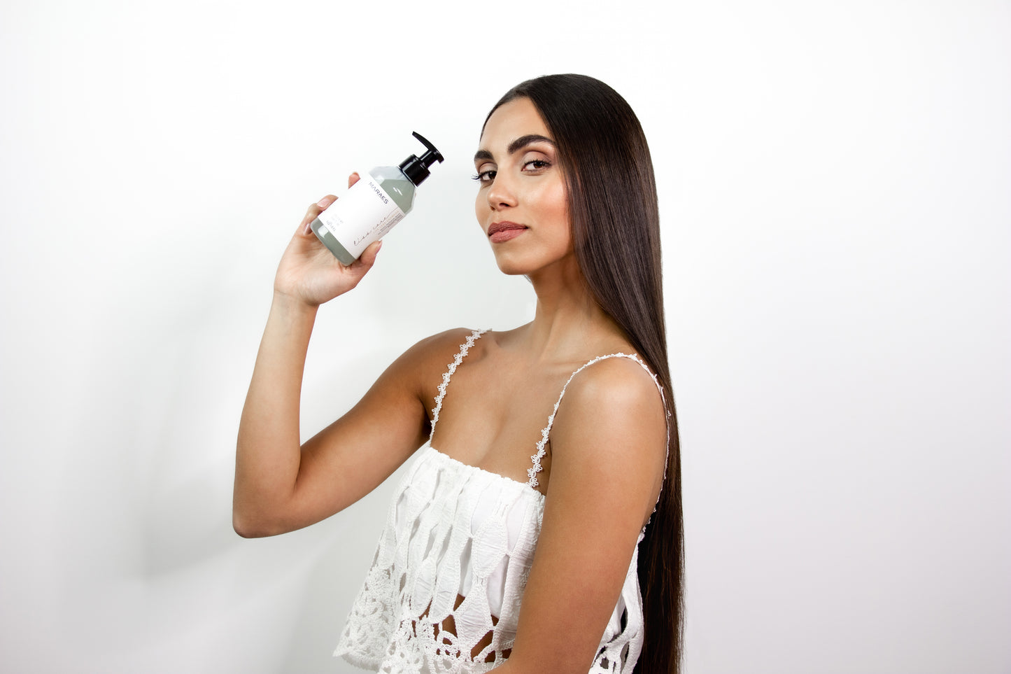 MARAES Liss Care Shampoo by KAARAL